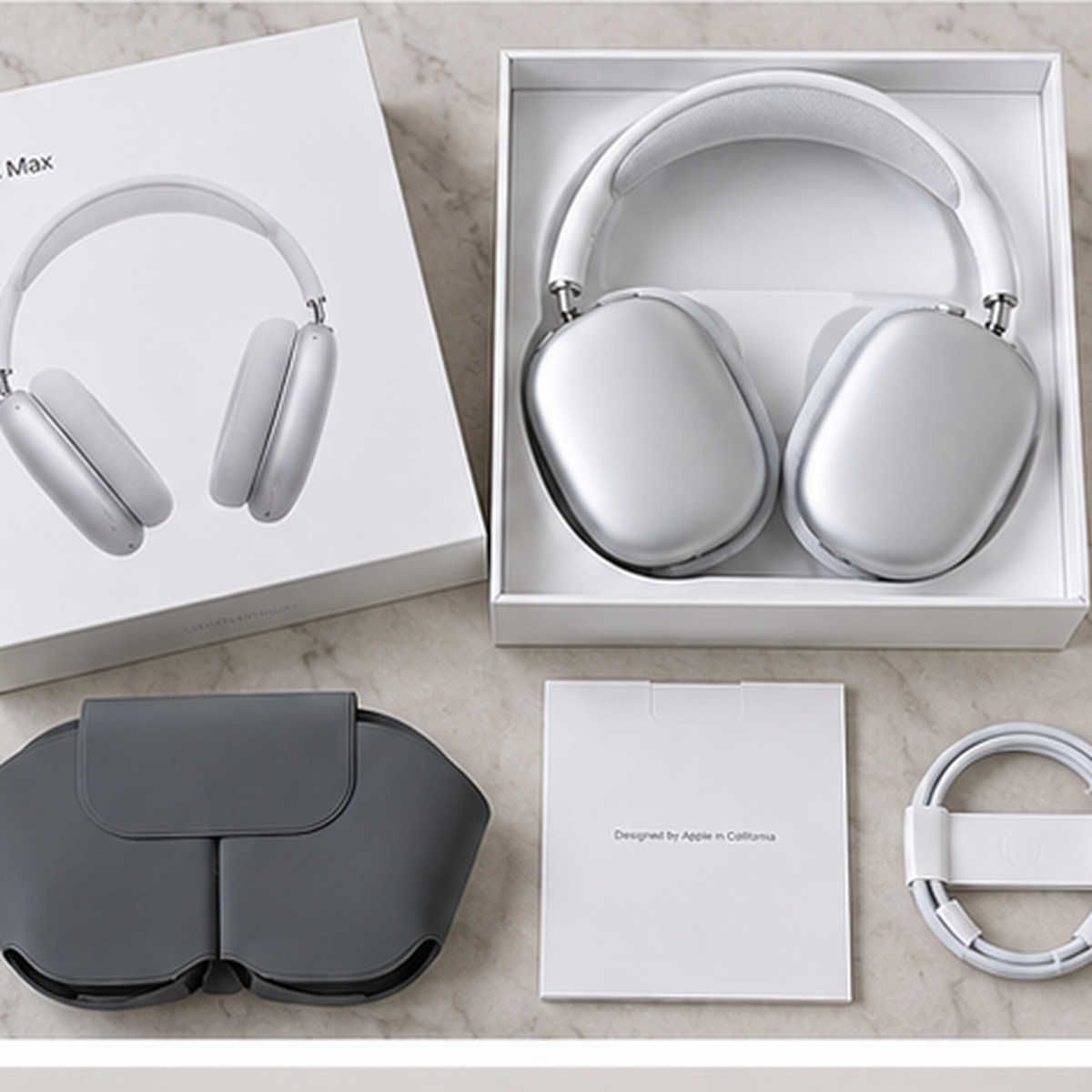 Apple AirPods Max – Premium Wireless Over-Ear Headphones